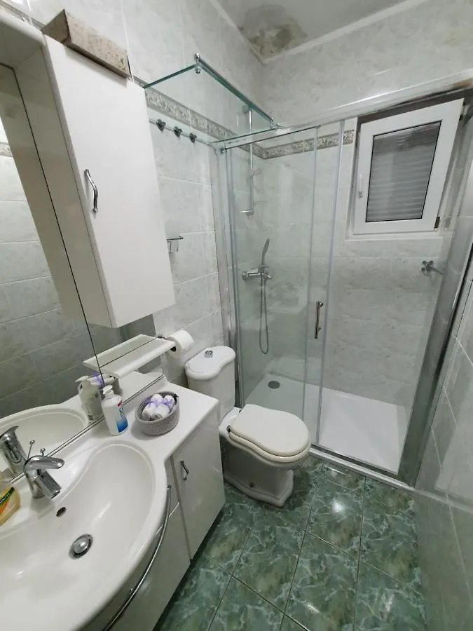 Villa Red Rose Njivice Apartment